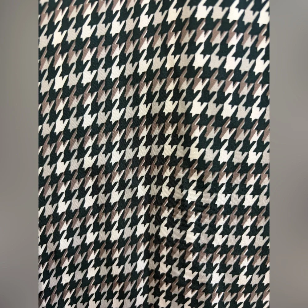 THEORY Houndstooth Button Up Blouse Deep Green White Grey Classic Minimalist - Picture 5 of 7